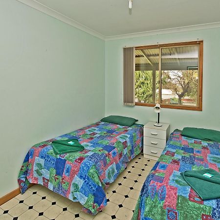 Acclaim Pine Grove Holiday Park Esperance Extérieur photo