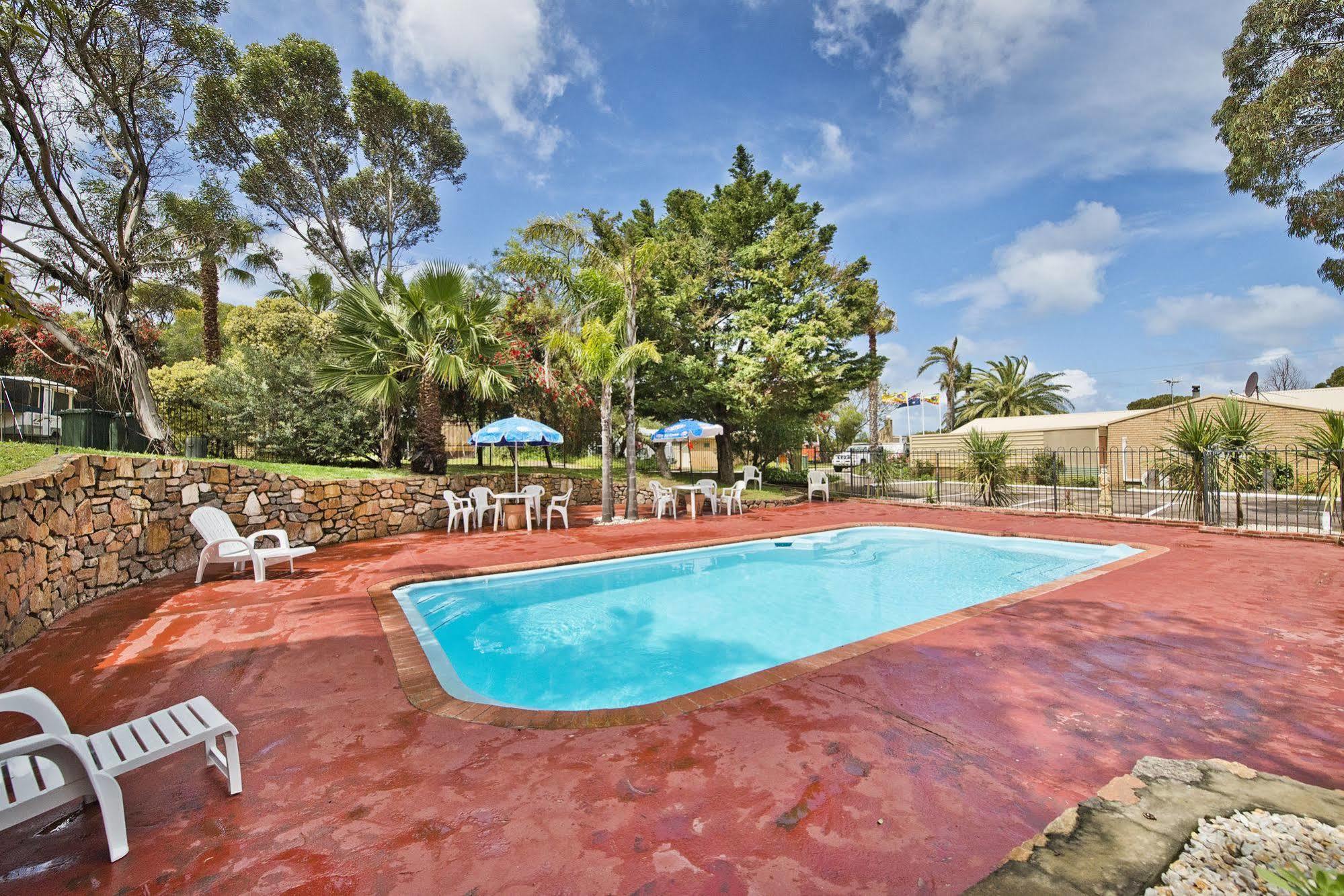 Acclaim Pine Grove Holiday Park Esperance Extérieur photo