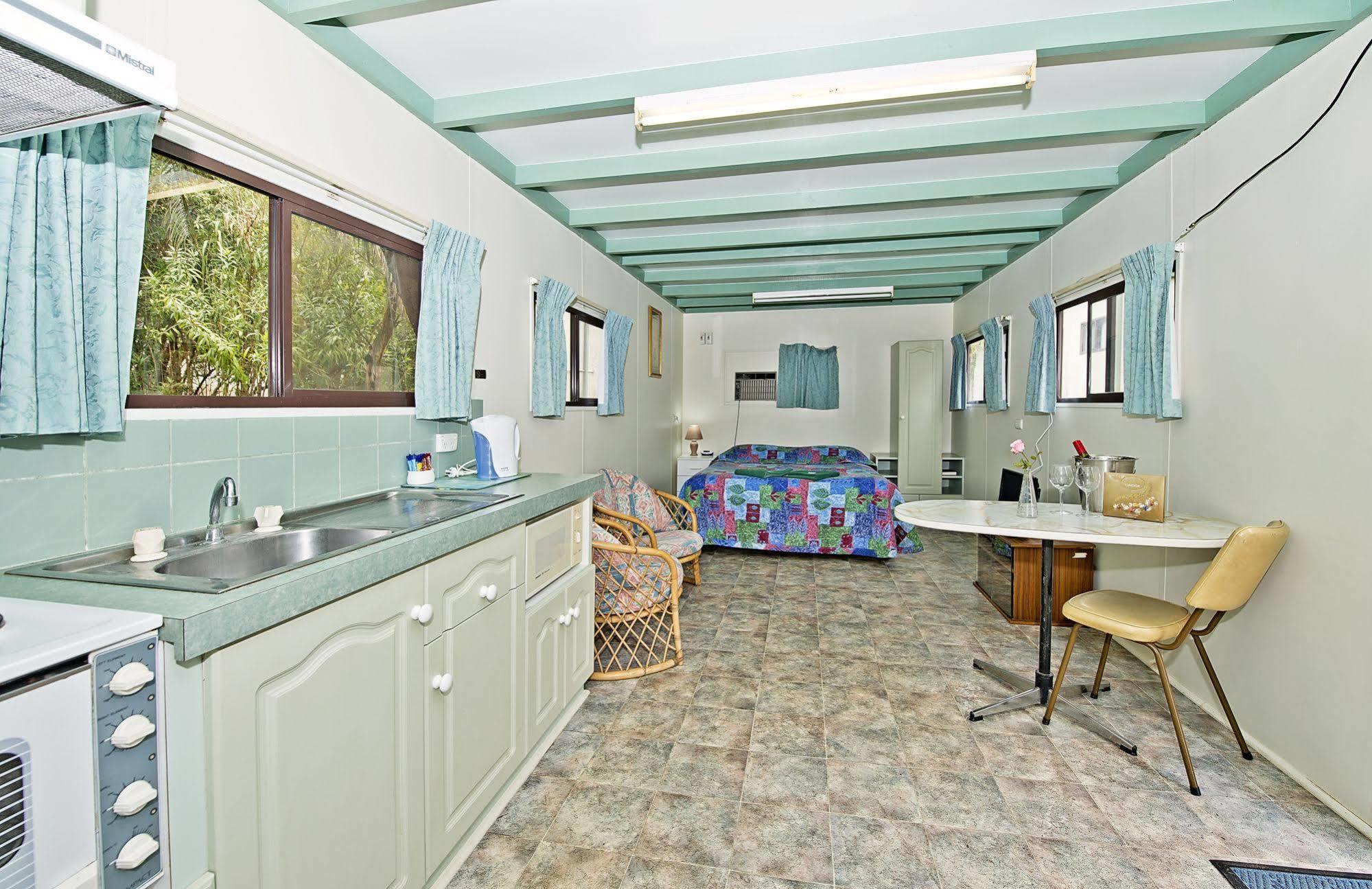 Acclaim Pine Grove Holiday Park Esperance Extérieur photo